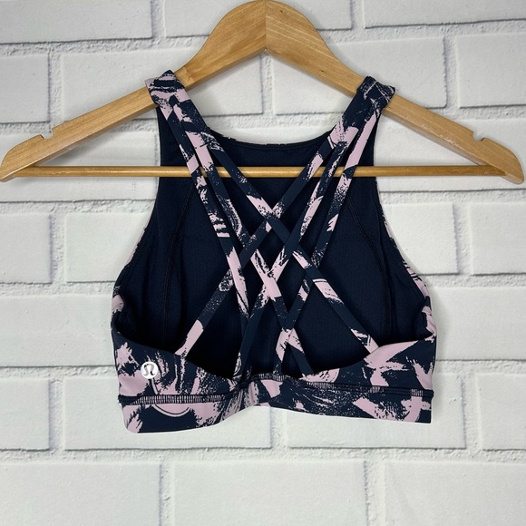 Lululemon Free To Be Serene Bra High Neck size 4 - Picture 4 of 6
